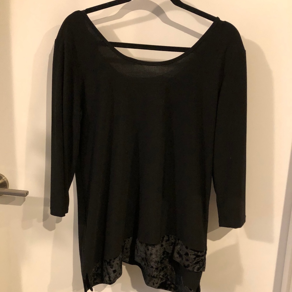 Black tunic with velvet asymmetric hem